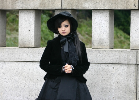 [Imagine: Harajuku_Gothic_Girl.jpg]