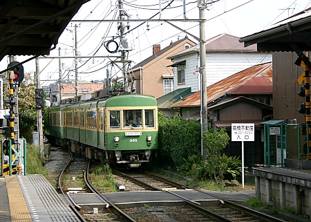 Kamakura's Enoden line