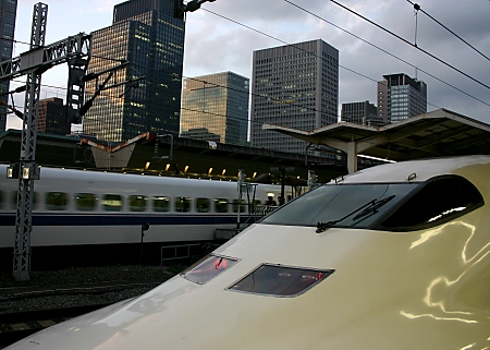 Shinkansen bullet trains at Tokyo station