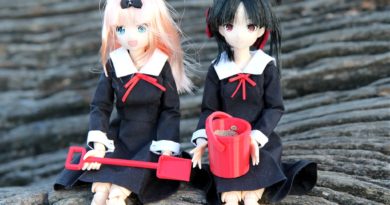 Azone Pureneemo dolls Kaguya Shinomiya and Chika Fujiwara Love is War