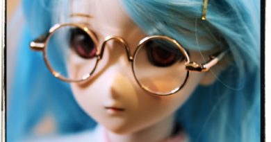 Dollfie Dream Towa wearing spectacles